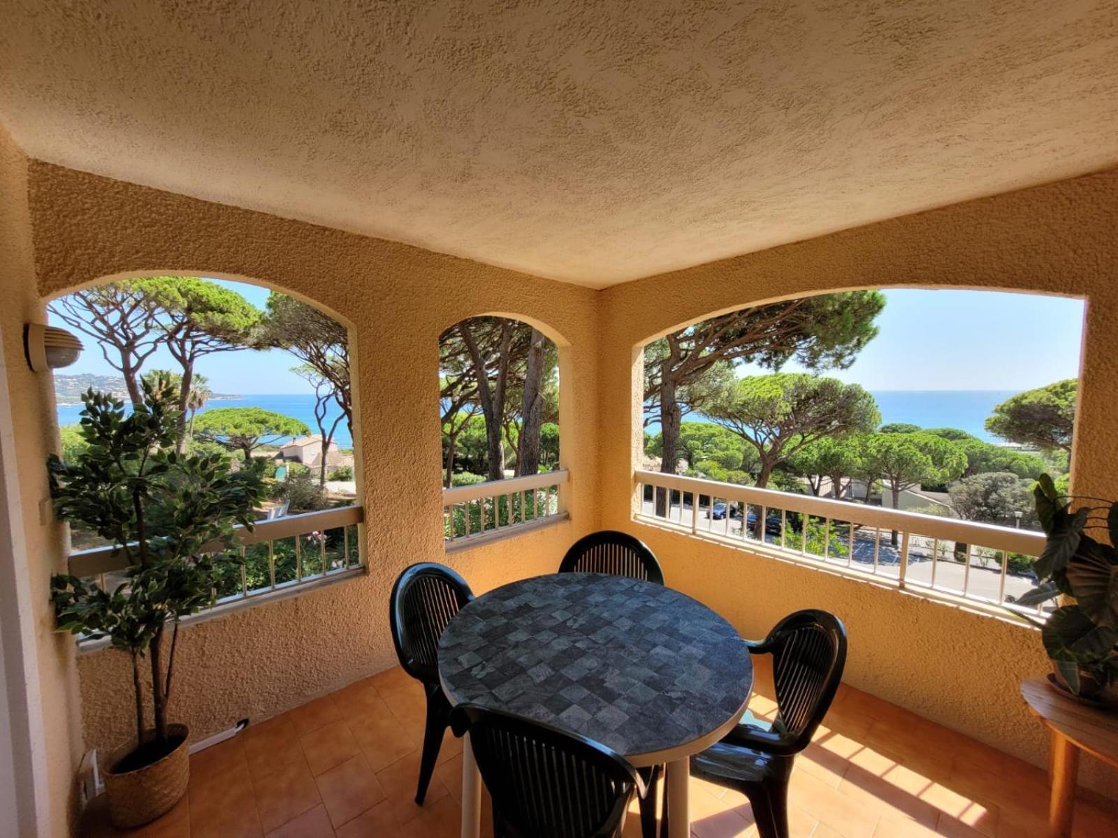 Appartement Vue Mer 200 M Des Plages - Djumbo Sainte-Maxime Ngoại thất bức ảnh